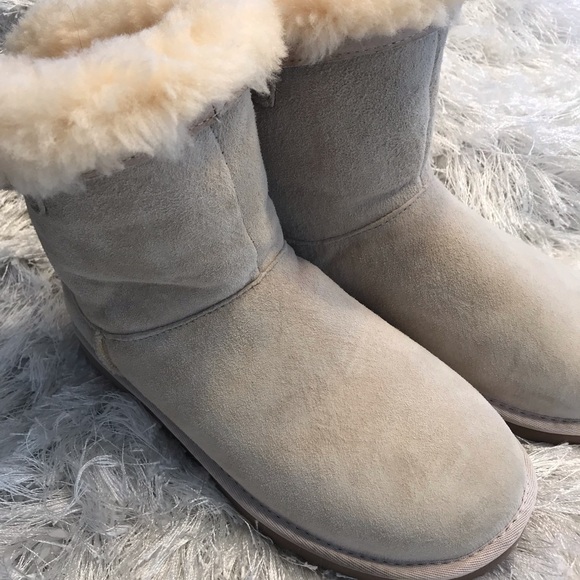 UGG Shoes - New Uggs- without tags.  Beige, cream